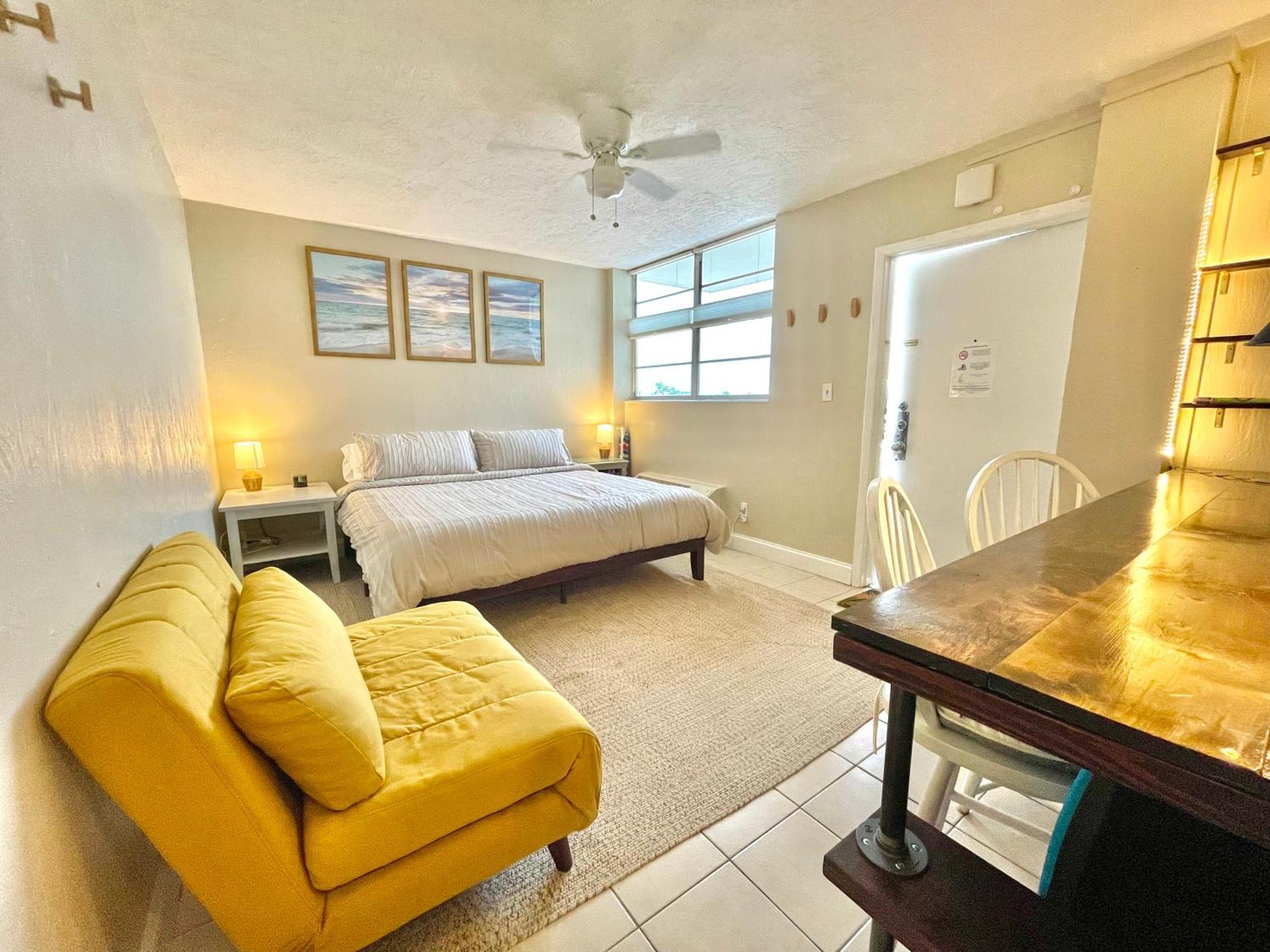 Sunset Studio Daytona Beachfront Eksteriør bilde