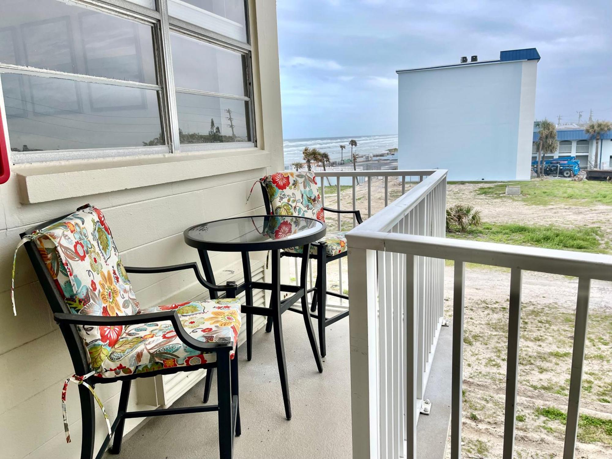 Sunset Studio Daytona Beachfront Eksteriør bilde