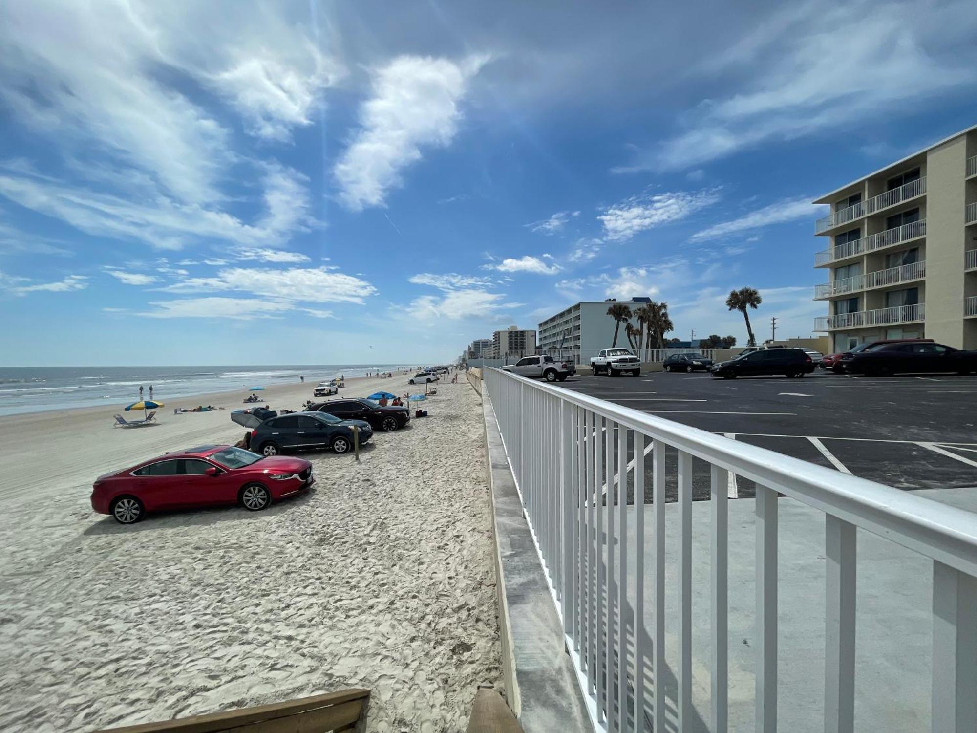 Sunset Studio Daytona Beachfront Eksteriør bilde